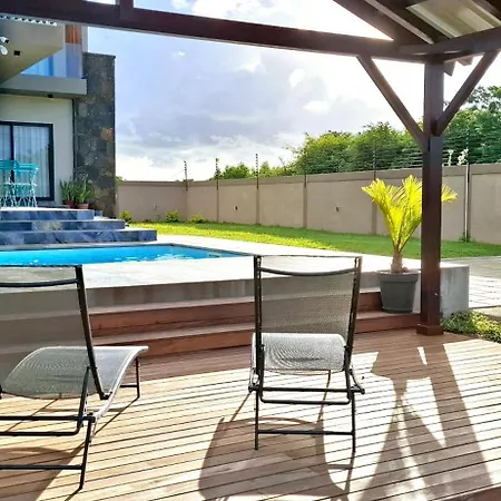Villa Ledgewood - Pereybere - Moderne, Calme & Piscine Privee